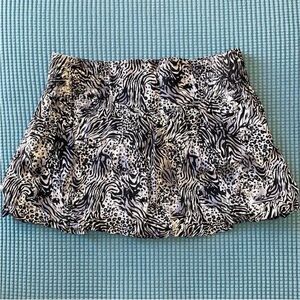 Stylish Black and White Zebra Print Skirt